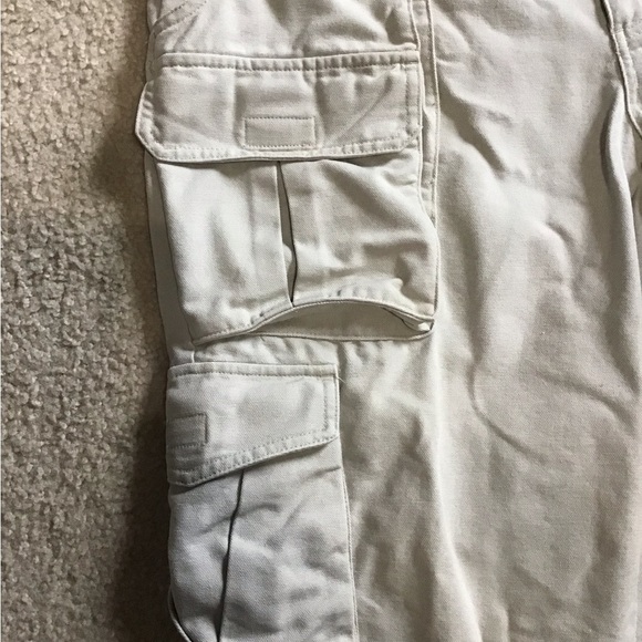 Columbia Sportswear Men’s heavy cotton canvas cargo pants 34x30.   Color:stone - Picture 5 of 12